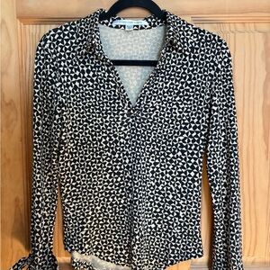 Diane Von Furstenberg Black and Cream Patterned Top